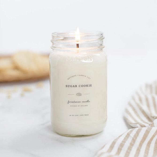 Antique Candle - Sugar Cookie – Honey Locust Farms