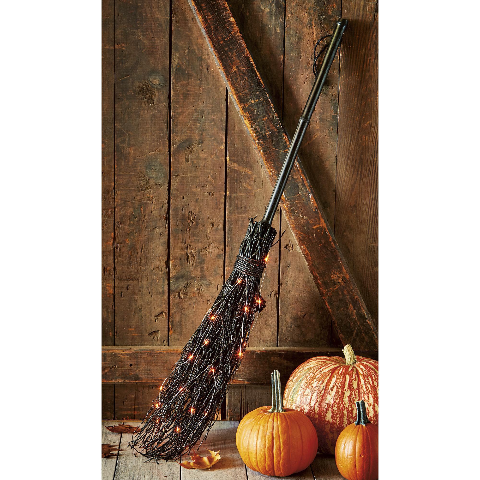 Witches Broom, LED